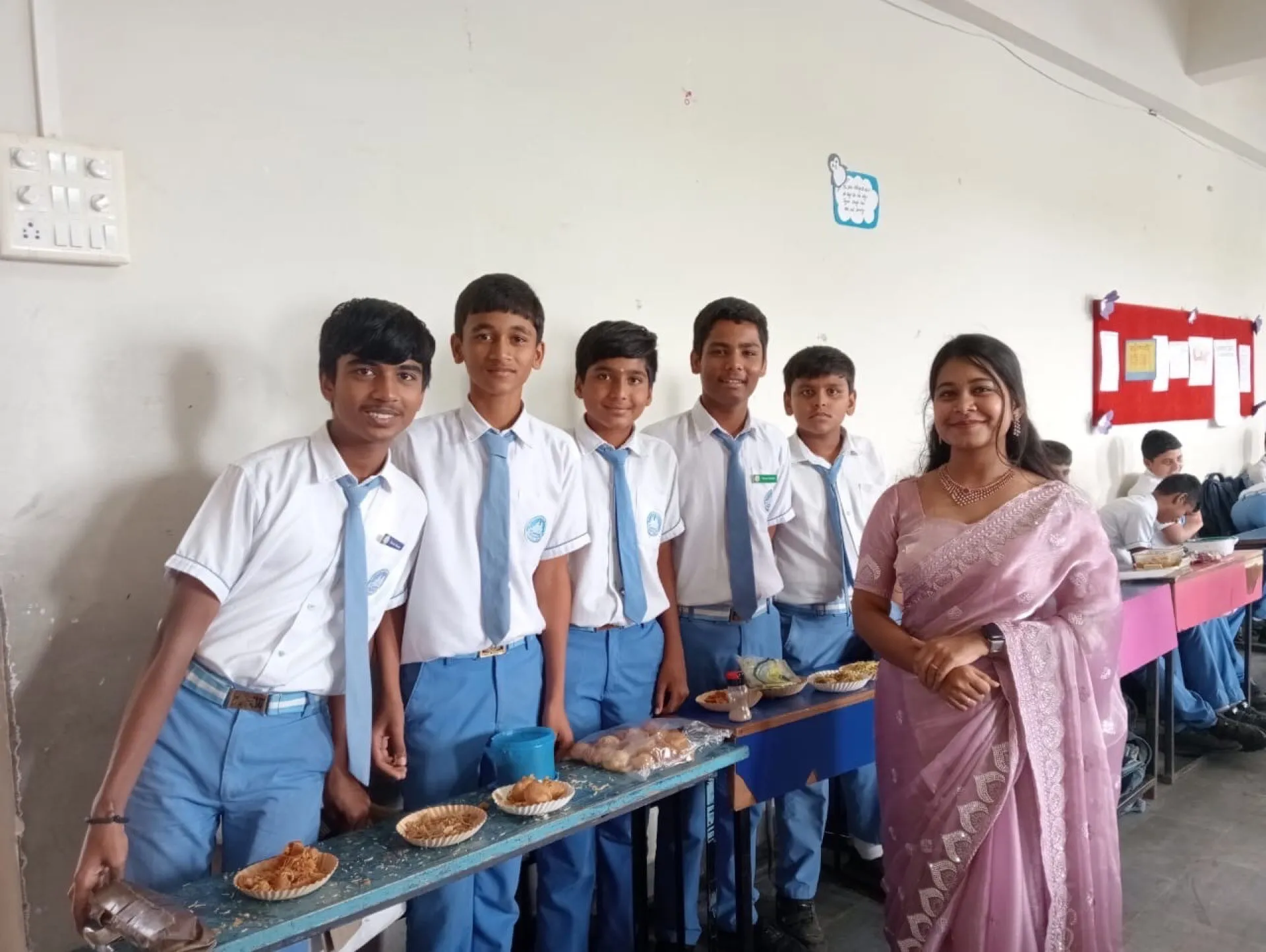 Students and teachers at an OTGS achievement event (photo 3 of 6)
