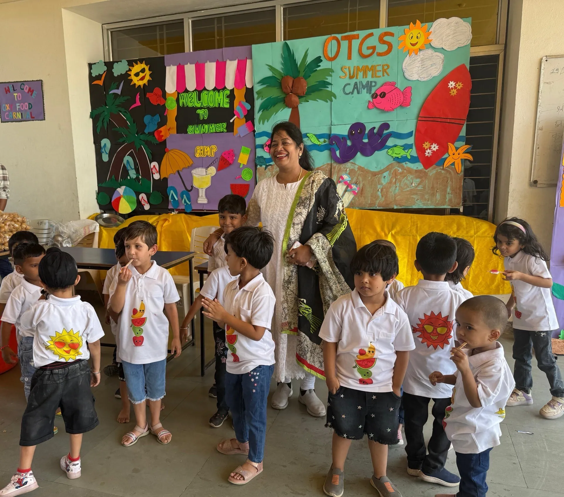 Pre-primary children enjoying a themed celebration (photo 11 of 34)